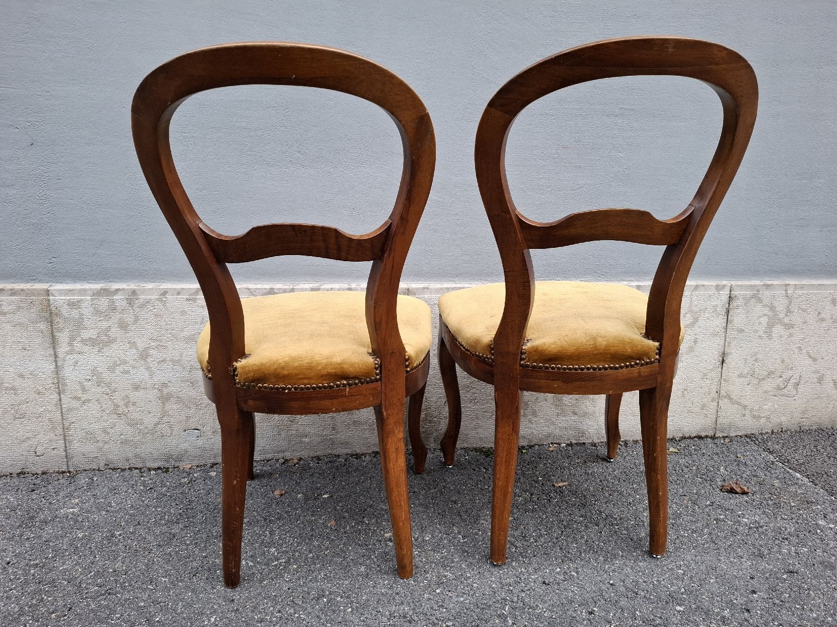 Stühle: Chaises anciennes – Gebraucht aus Neuchâtel von Grandloupblanc 3