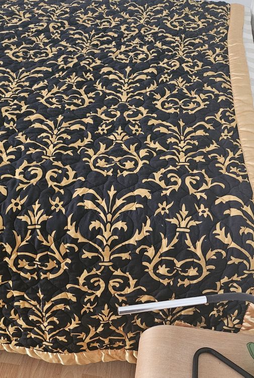Beflockte Damast Kissenbezüge 17x17 Zoll – Barockstil, Mit Reißverschluss, Maschinenwaschbar