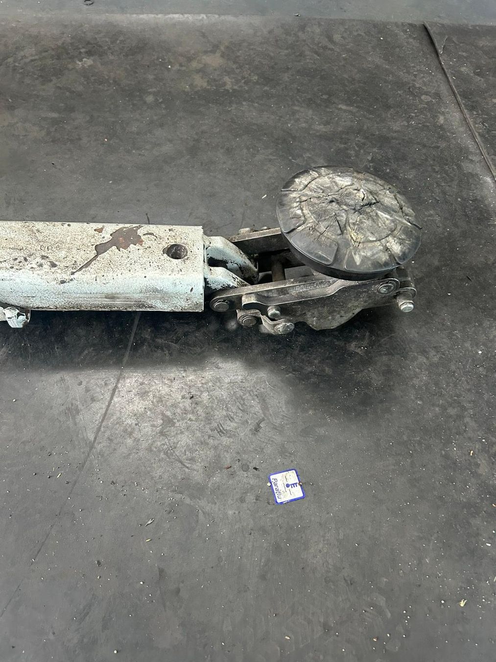 Piattaforme elevatrici & Crick: Auto Lift – Usato da Riedholz venduto da Riedholz-Garage 5