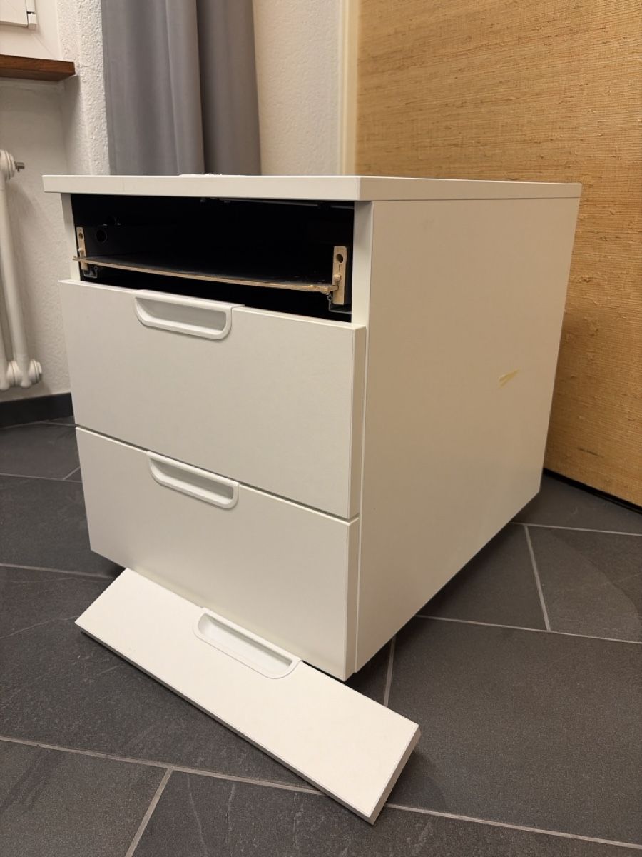 Ikea Korpus: Schubladenkorpus abschliessbar – Gebraucht aus Lostorf von mir_lq9q