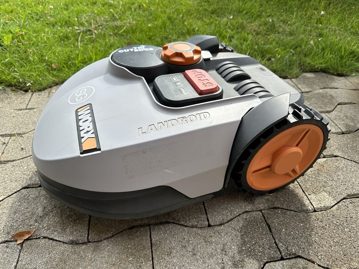 Worx Rasenmäher: Rasenmäher Roboter Worx Landroid – Gebraucht aus Esslingen von