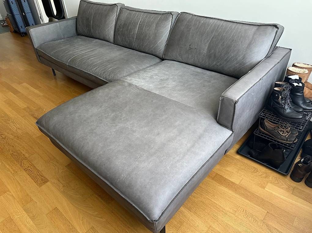 Divani: Graues Leder-Ecksofa mit Longchair, 260cm – Usato da Zürich venduto da robie.atienza 1