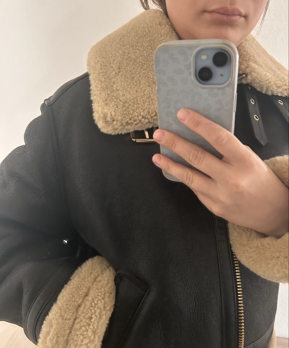 Giacche: Schwarze Shearling Jacke, Echtleder/Lammfell - Gr. 38 – Nuovo (secondo la descrizione) da Andwil SG venduto da nin_y2zm 5