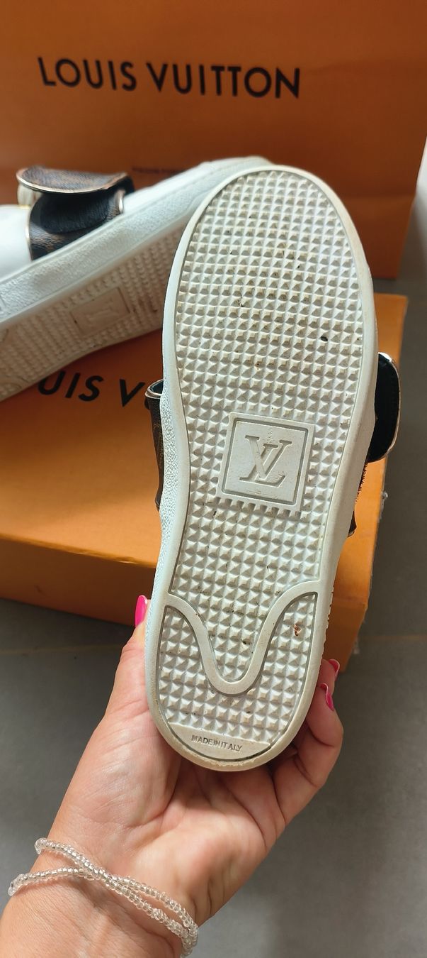 Scarpe da donna: Louis Vuitton Schuhe  – Usato da Beringen venduto da Holly.80 2