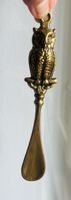 Vintage Schuhlöffel aus Messing mit Eule – Länge 19 cm