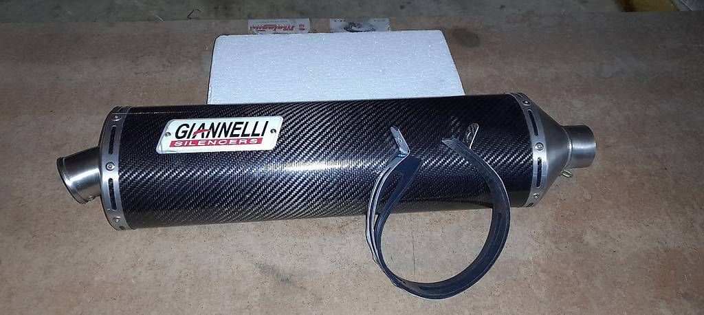 Sistemi di scarico: GIANNELLI SUZUKI GSX-R 05 – Usato da Manno venduto da MOTOMIXMANNO
