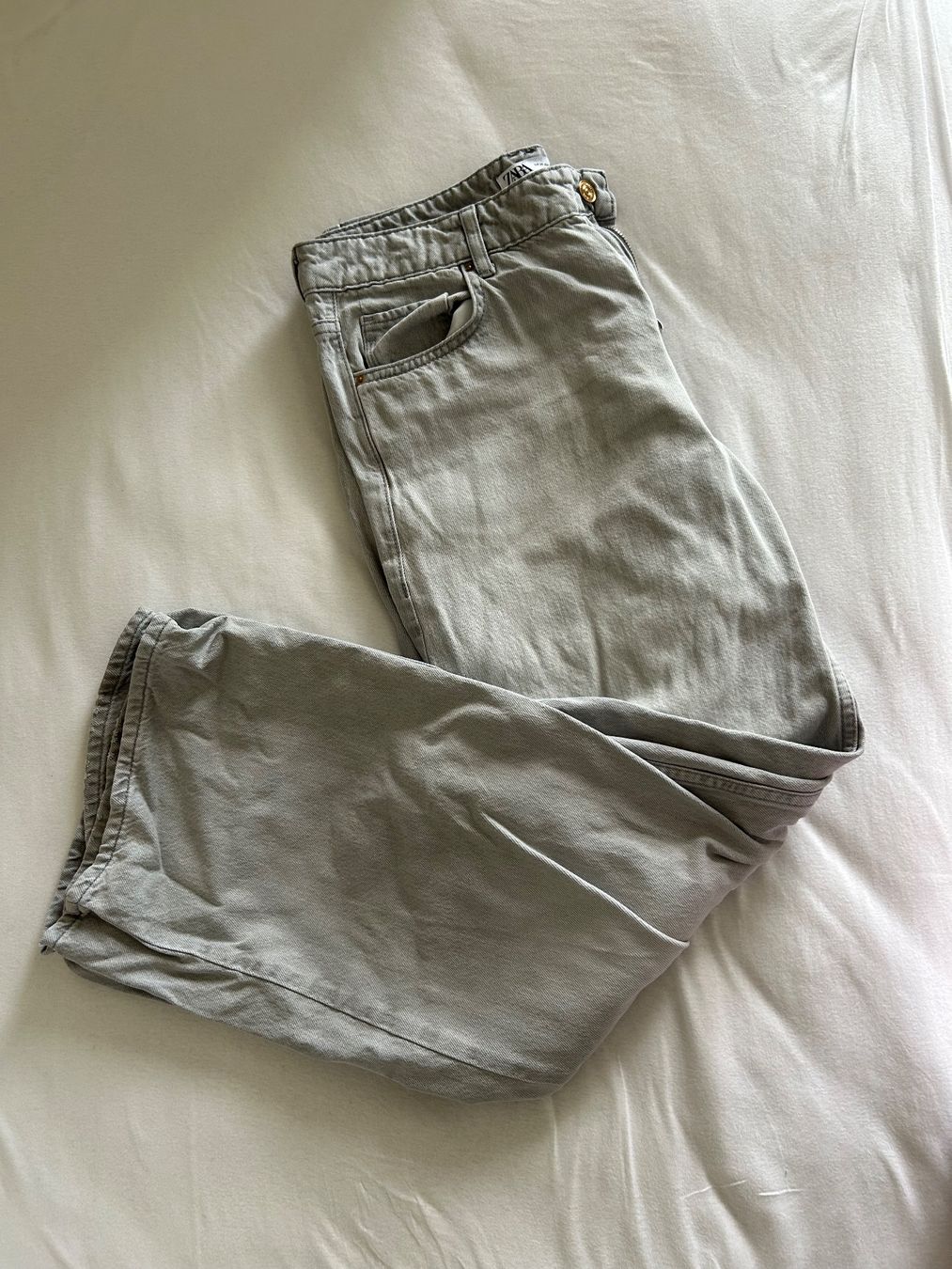 Zara Jeans: Zara Jeans grau, Wide Leg, Gr. 38 – Usato da Ebikon venduto da magdasophia