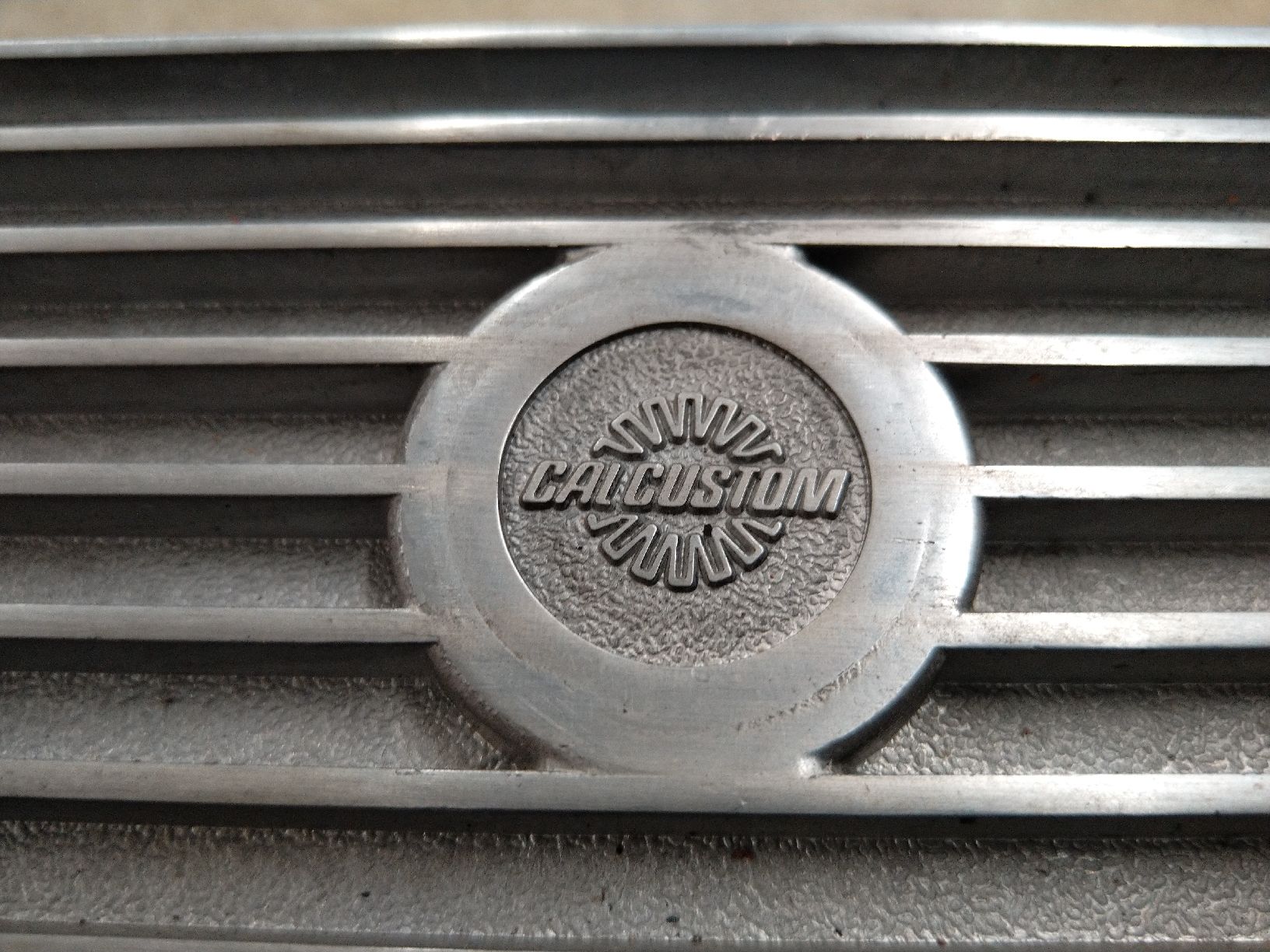 Chevrolet Tutti pezzi di ricambio auto: Chevrolet Ventildeckel Aluminium Hot Rod Oldtimer  – Nuovo (secondo la descrizione) da Steinen venduto da Blackcadillac 2