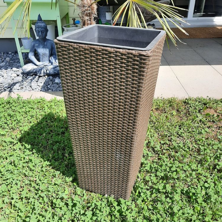 RattanBlumentopf XXL, wetterfest, hoch. Kaufen auf Ricardo