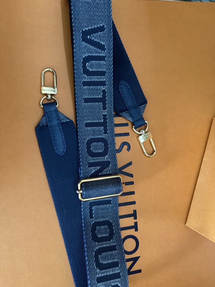 Louis Vuitton Sacs femmes: 💙 STRAP LOUIS VUITTON ORIGINAL – D'occasion à Corin de la crête par Charnel49 2