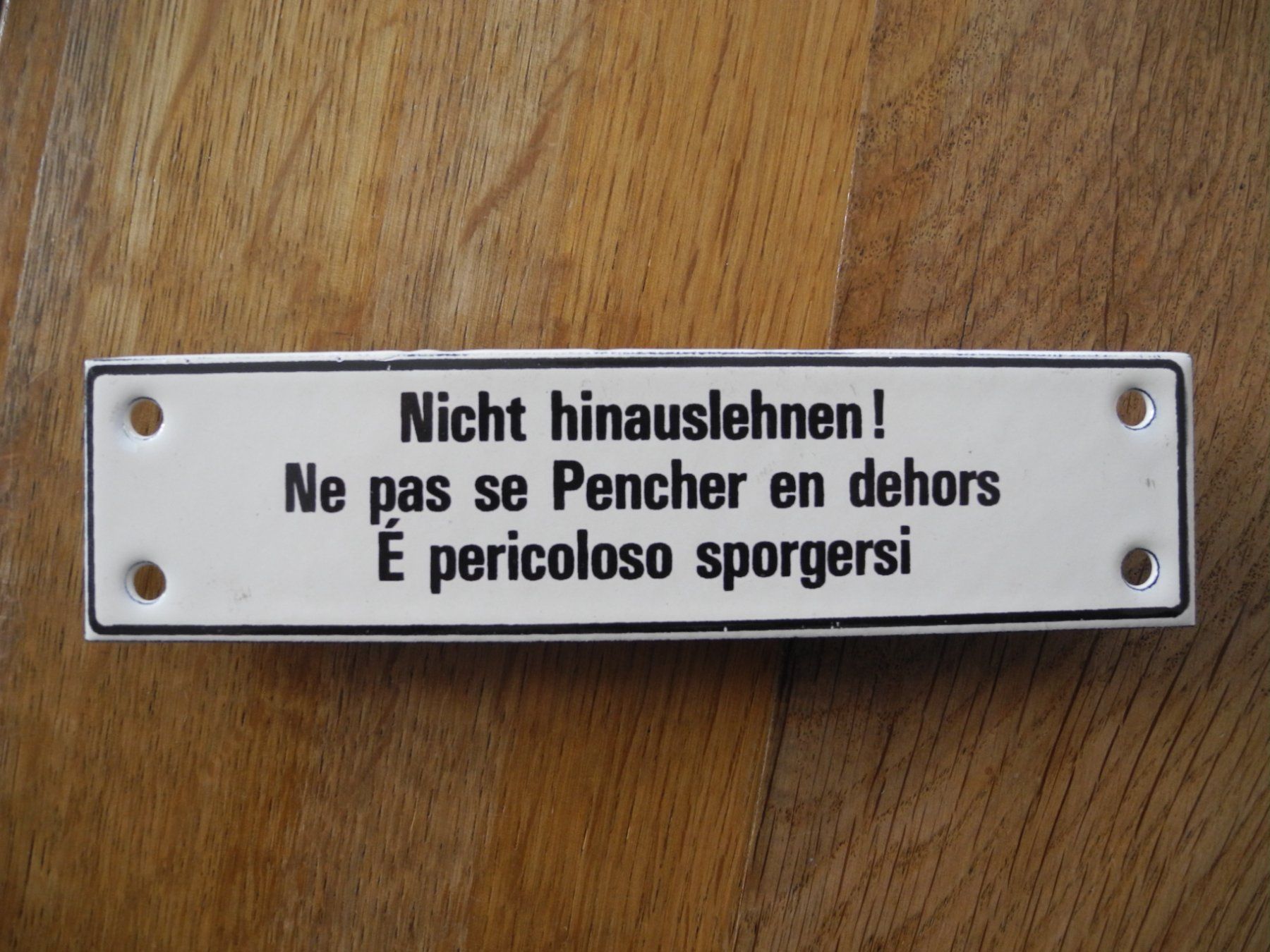 Insegne: ÄLTERES BAHNSCHILD – Usato da Reinach AG venduto da Huckleberrysix 2