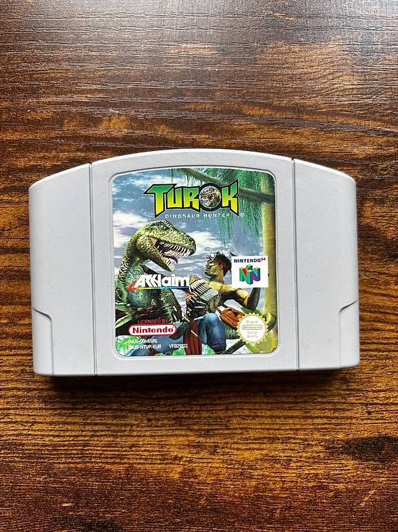 Nintendo Giochi: Turok Dinosaur Hunter - Nintendo 64 – Usato da La Tour-de-Peilz venduto da johnowen9