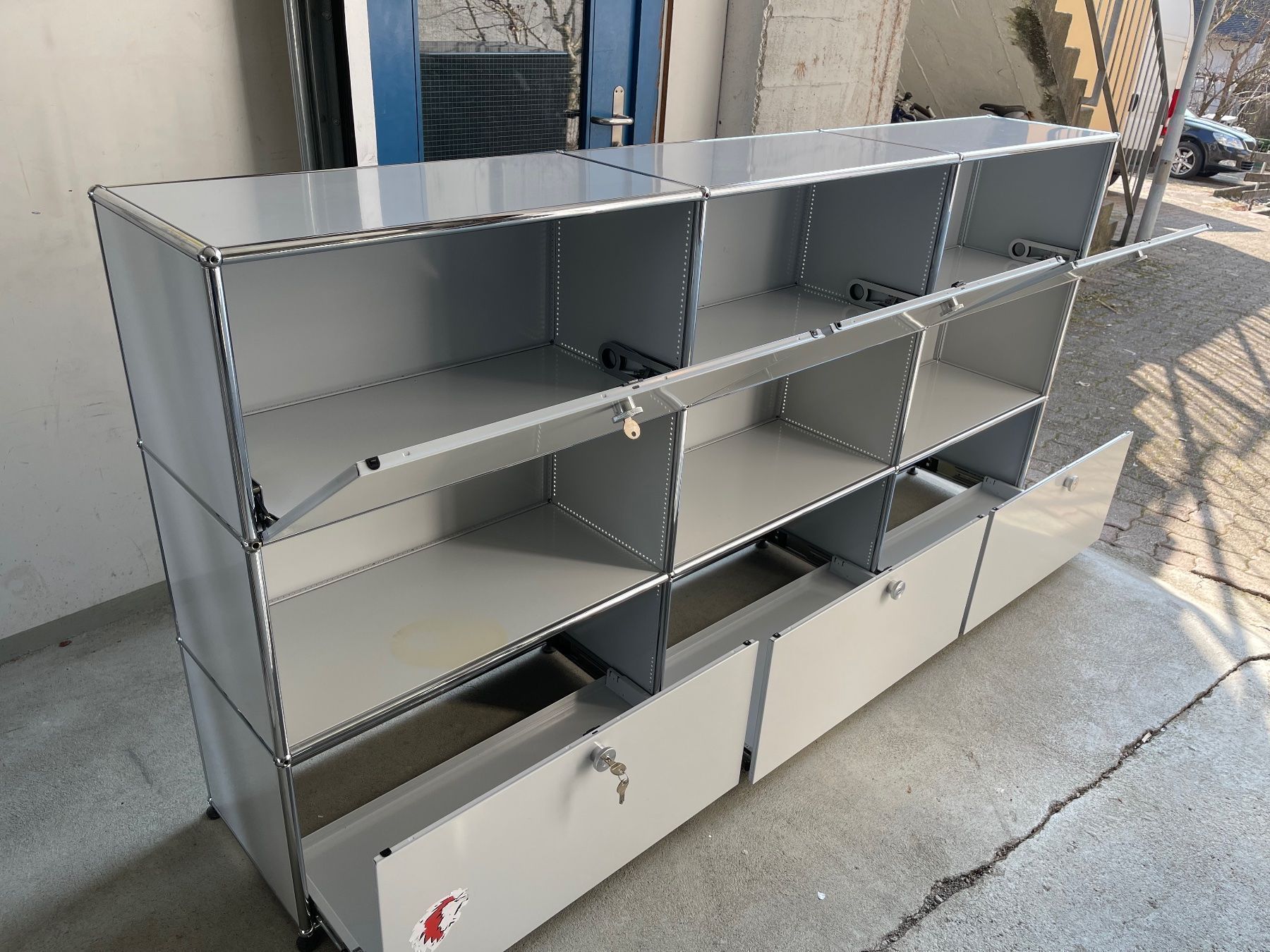 USM Scaffali: USM Haller  Sideboard Licht Grau – Usato da Dietikon venduto da Kumar_Occasionen 4