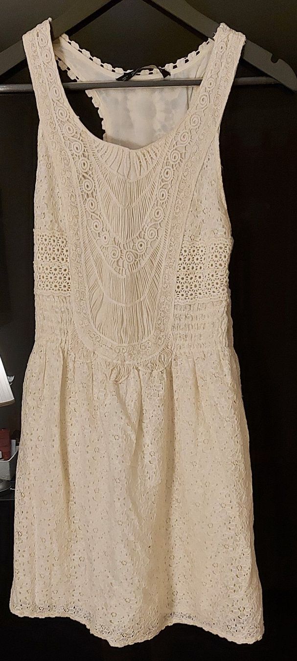 Zara Vestiti: Robe Zara beige 36 – Nuovo (secondo la descrizione) da moudon venduto da jaunejaunelapinjaune