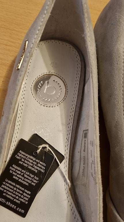 Damenschuhe: Ballerine BUGATTI Taille 40 parfait état – Gebraucht aus Lausanne von yannaroundtheworld 1