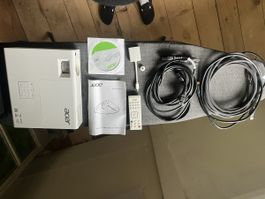 Acer P1340W DLP Beamer, Top Zustand, Inkl. Tasche!
