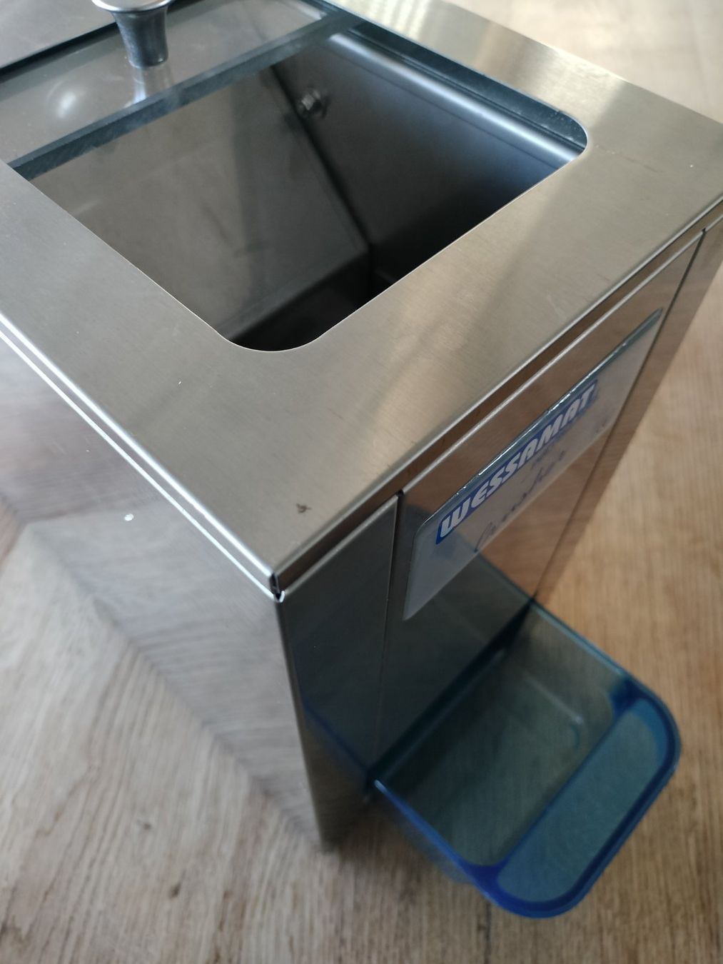 Allestimento di negozi e stand fieristici: Wessamat Ice Crusher – Usato da Bühl BE venduto da VW612 2