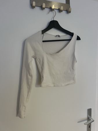 Zara Asymmetrisches Top, Grösse M, Neuwertig, Trend!