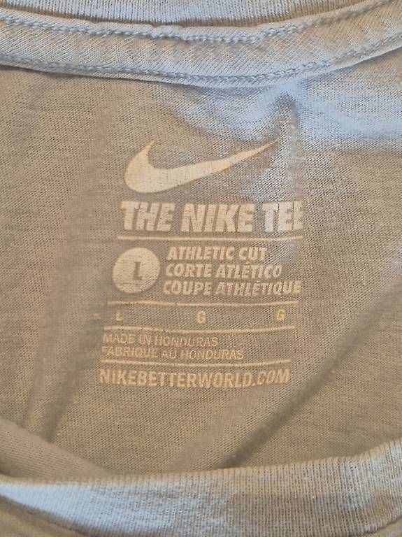 T-shirt: Nike T-Shirt Grösse L – Usato da Embrach venduto da pet_vm5r 1