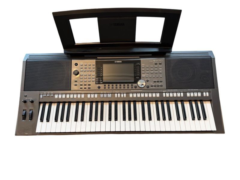 Yamaha Strumenti musicali: Yamaha PSR-S970 Keyboard – Usato da Kriens venduto da pm-admin 1