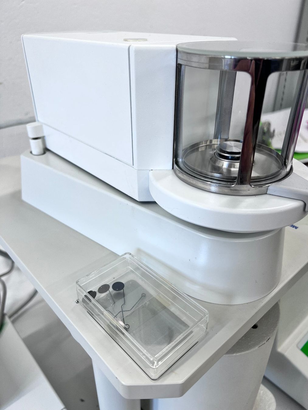 Accessori da laboratorio: Mettler Toledo Thermobalance TG50 MT5 TC15 Controller – Usato da Niederdorf venduto da LeptonAG_Labor 4