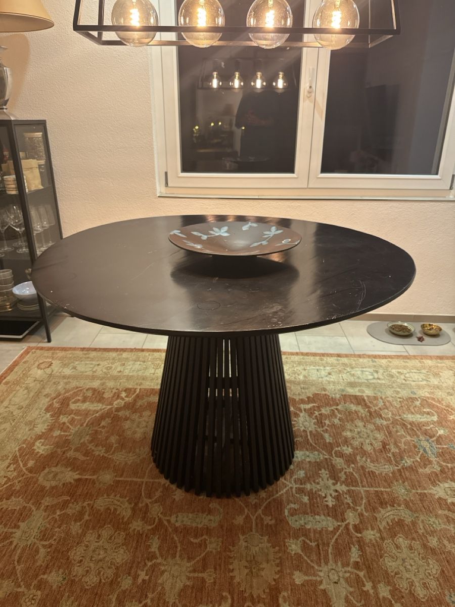 Tavoli: Runder massiver Miniholz Esstisch 120cm  – Usato da Zürich venduto da pascalmattmann 2