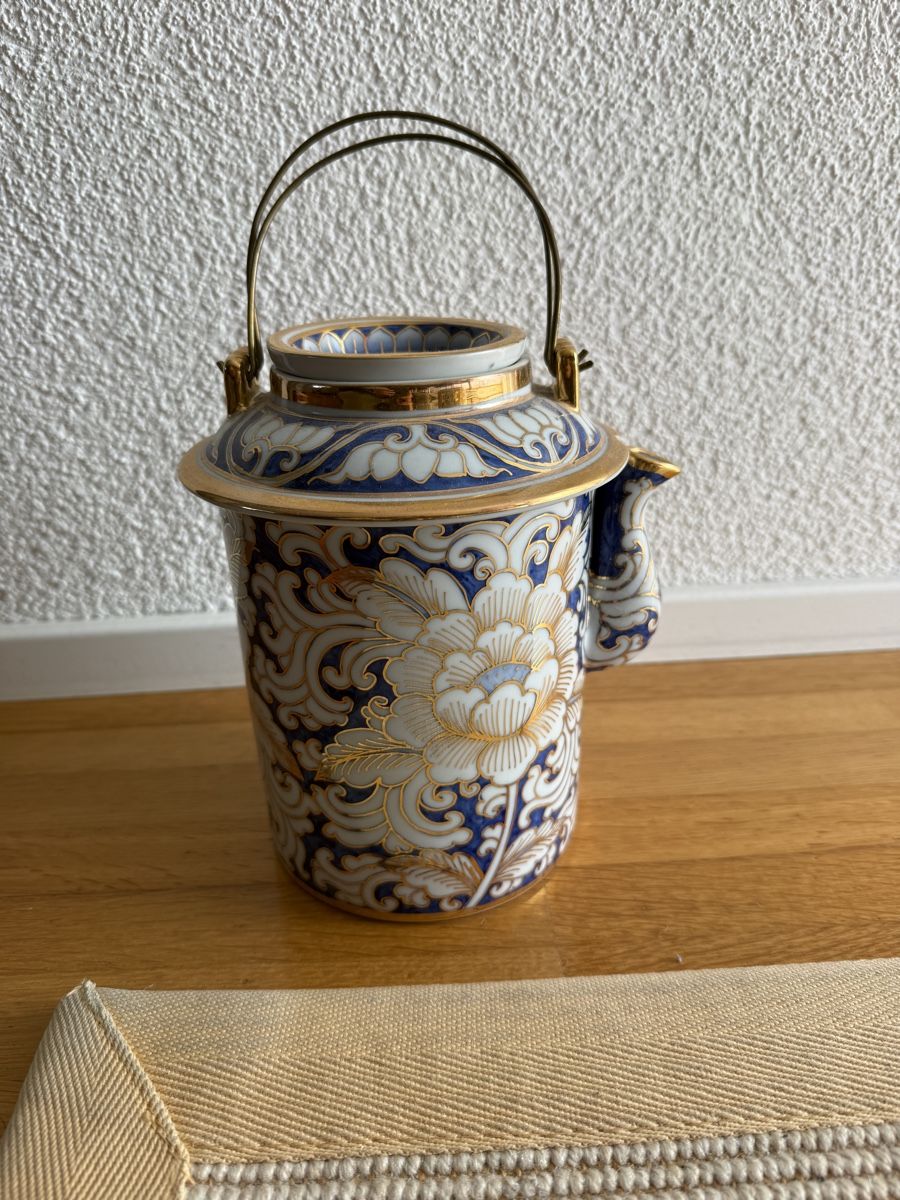 Set di piatti: Chinesisches Tee + Vasenset Porzelan – Usato da Bern venduto da Wil.Wayne 2