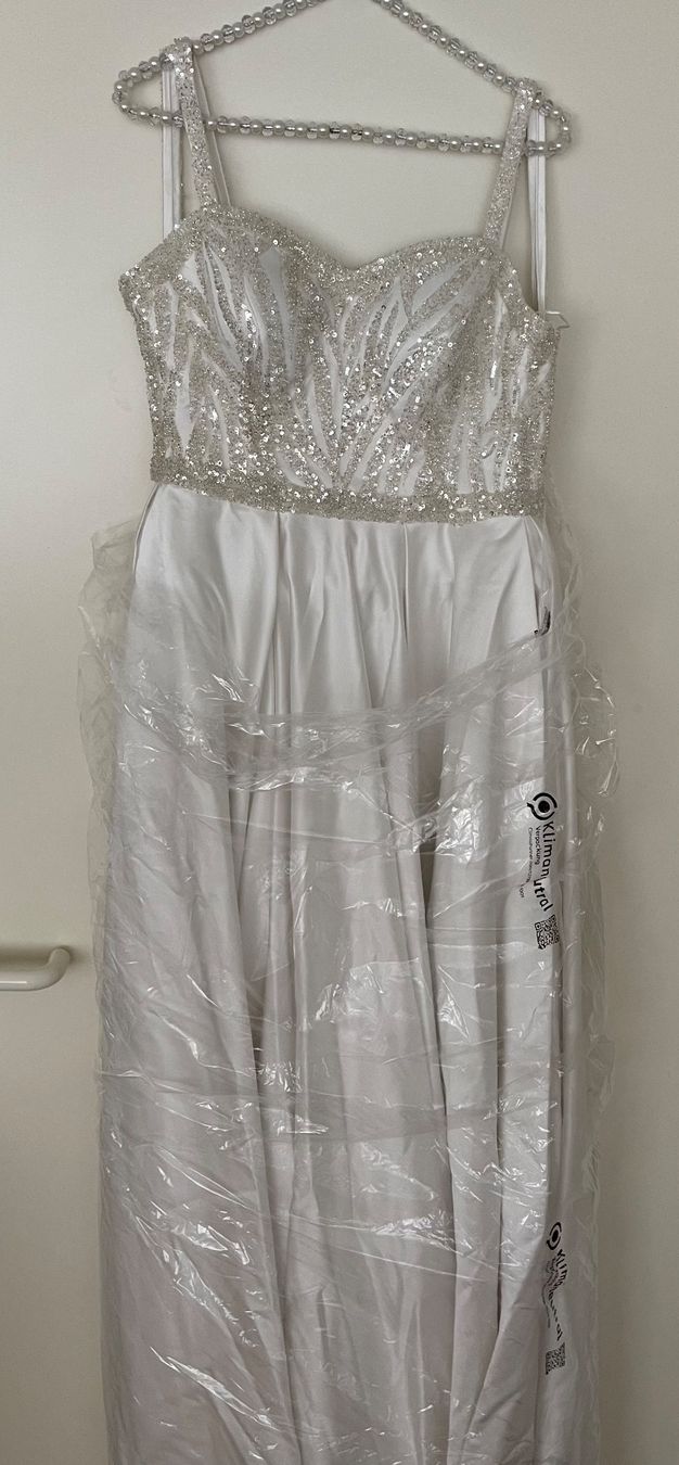 Vestiti: Hochzeitskleid aus Seide – Usato da Fischbach-Göslikon venduto da Rosatt 4