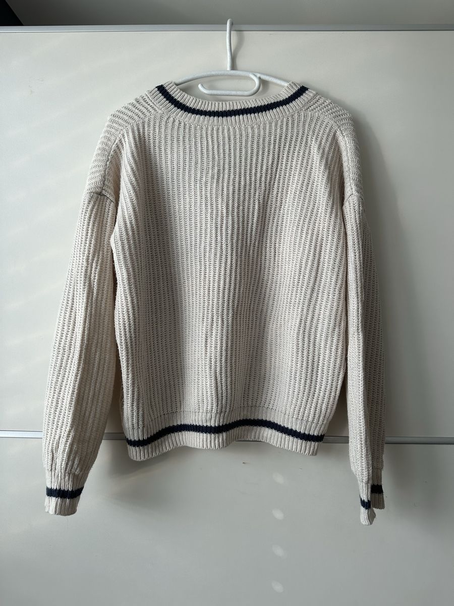 Pullover & Sweatshirts: beiger Pullover – Gebraucht aus Romanshorn von ila_2nzf 1