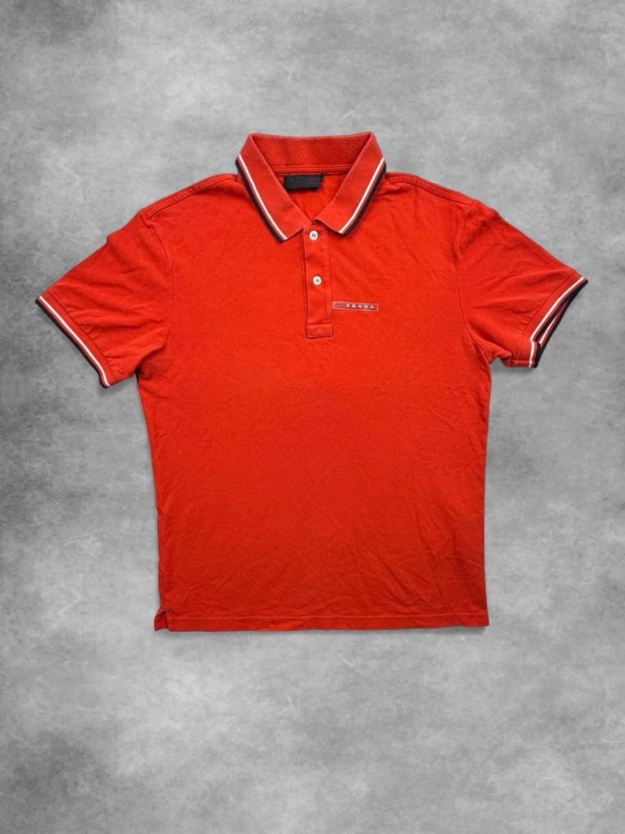 Prada Polo-Shirts: Prada polo – Gebraucht aus Erlinsbach SO von TogaResell