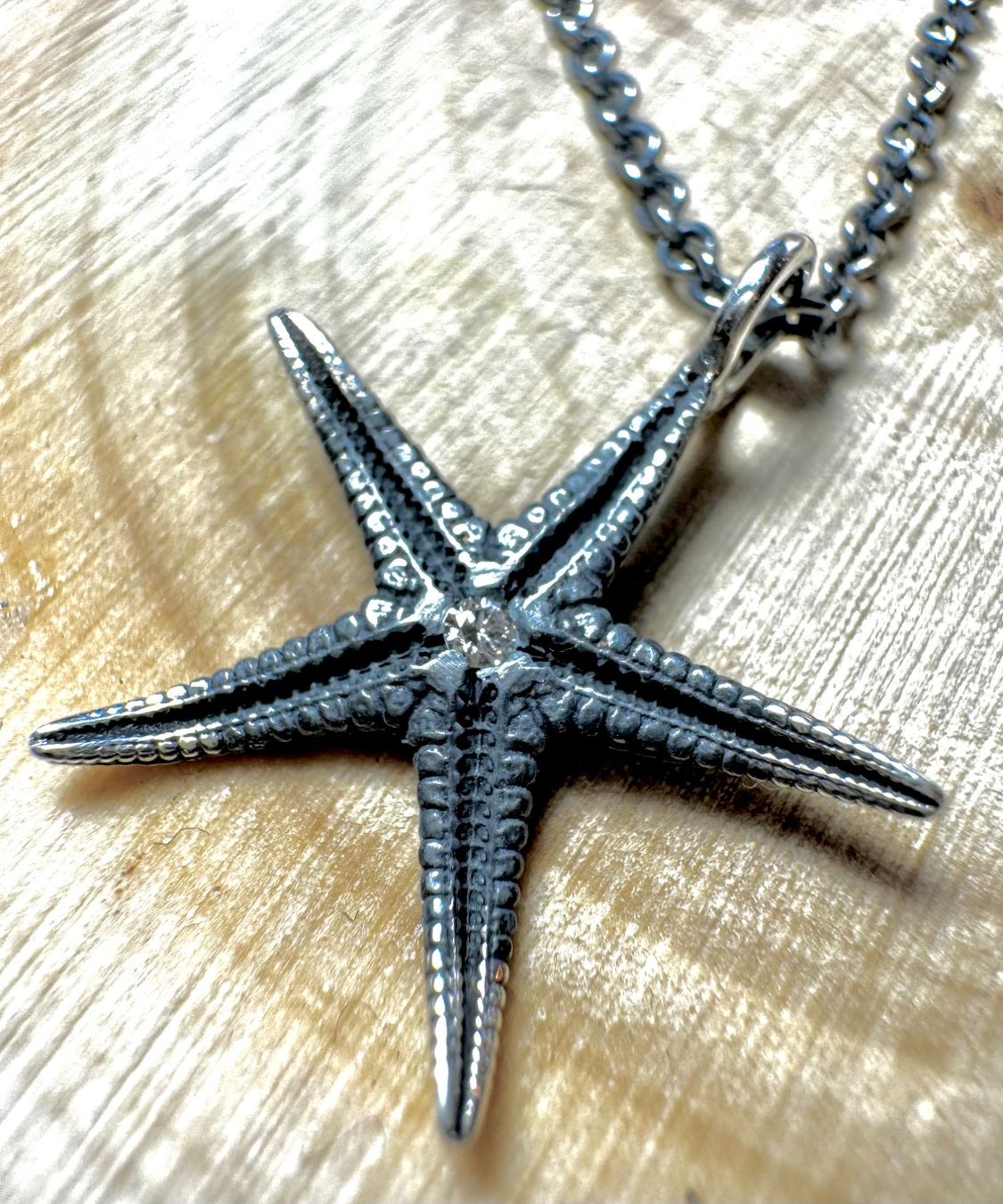 Ciondoli: Traumft! Seestern-Anhänger mit Diamant - Handarbeit – Nuovo e nell'imballaggio originale da Jona venduto da Herzschmiede 2