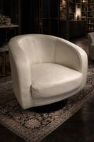 Elegant White Leather Armchair - Stylish Seating Now!
