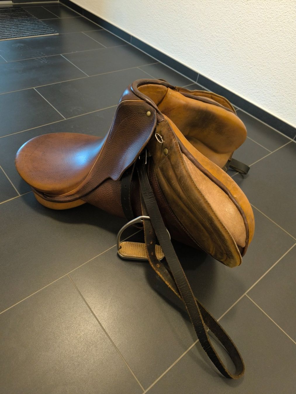 Selles, accessoires: Sattel – D'occasion à Oberägeri par mad_lb9l