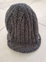 Billabong Strickmütze mit Schirm / one Size