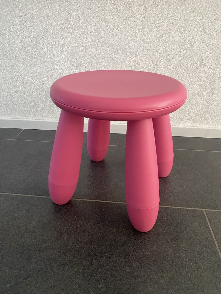 Ikea Sgabelli: Kinderhocker pink Hocker MAMMUT IKEA Höhe 30cm – Usato da Flawil venduto da Vera44