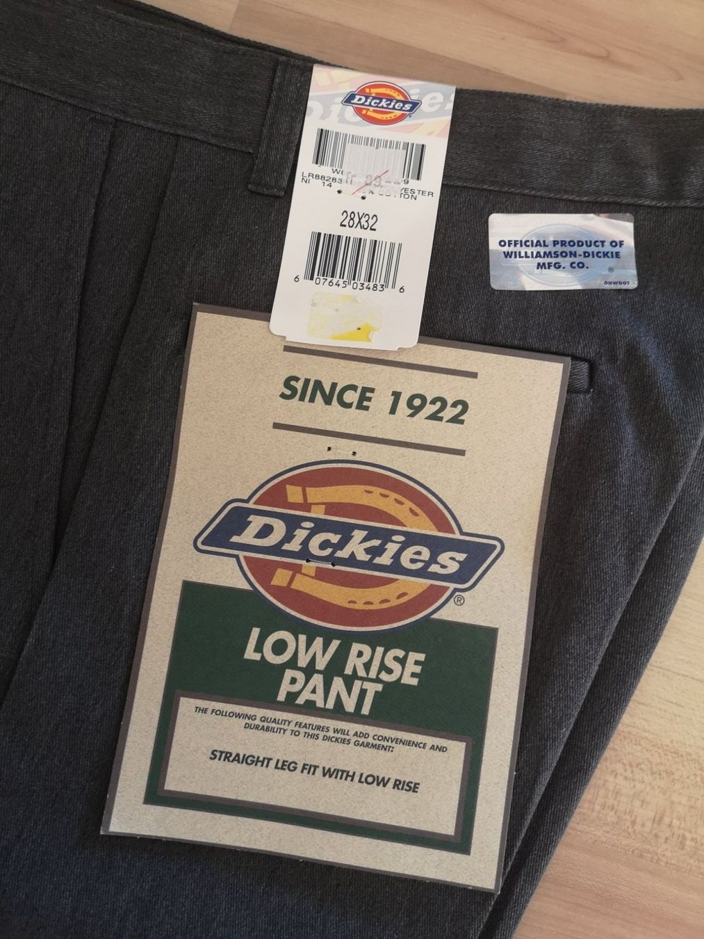Pantaloni: Dickies Hose, Neu, Grau, 28x32 – Nuovo e nell'imballaggio originale da Wil SG venduto da Donaldus 1