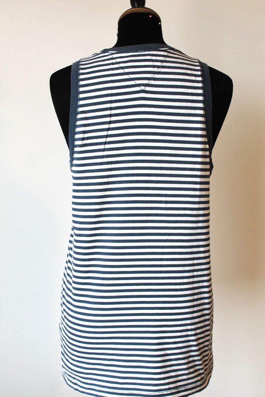 Tommy Hilfiger Top: Top Tommy Hilfiger taille M – Usato da Chez-le-Bart venduto da jasse 1