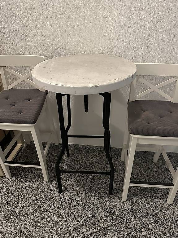 Ladenausstattungen & Messebau: Bar mit Barstuhl   – Gebraucht aus Stans von go__hh9x 4