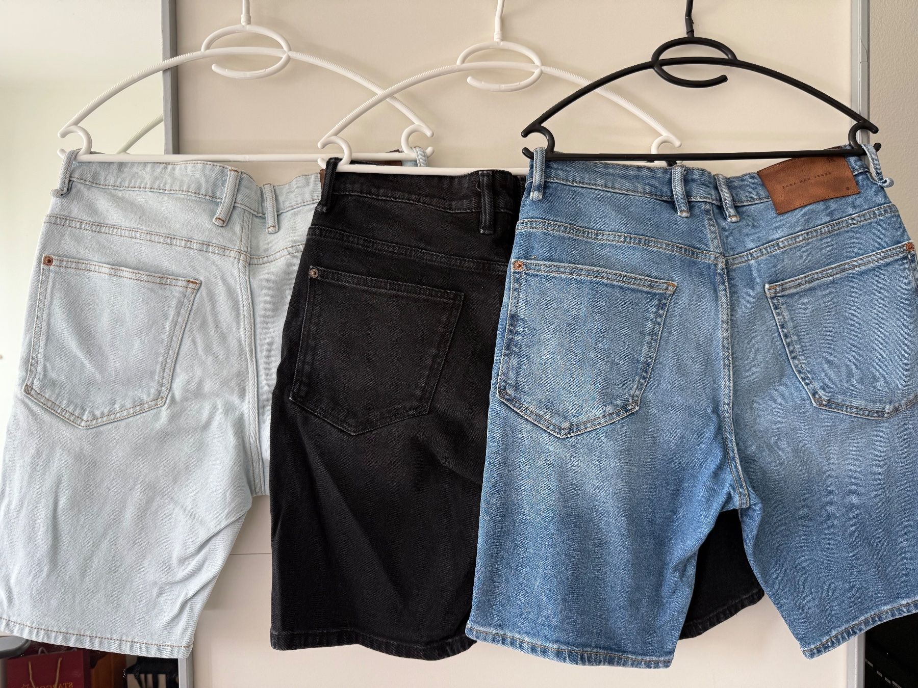 Jeans: Zara Jeans Shorts, 3Stk, Gr. 40 – Usato da Zürich venduto da Brockito 3