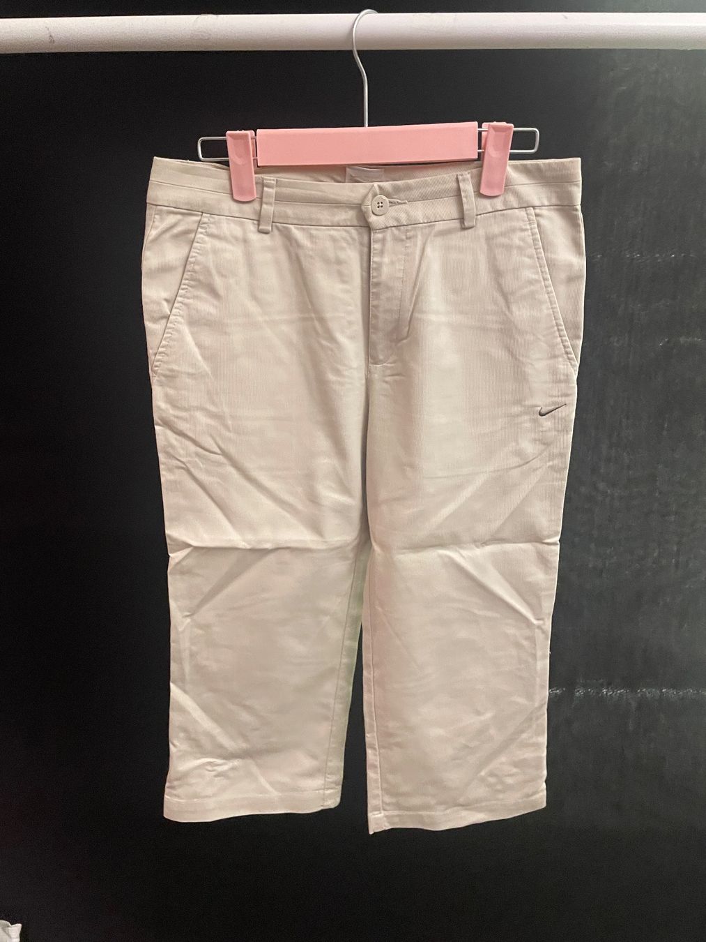 Pantaloni: Nike Golf Capri Hose Beige, Grösse 4, Neu – Nuovo (secondo la descrizione) da Wollerau venduto da Poschro68
