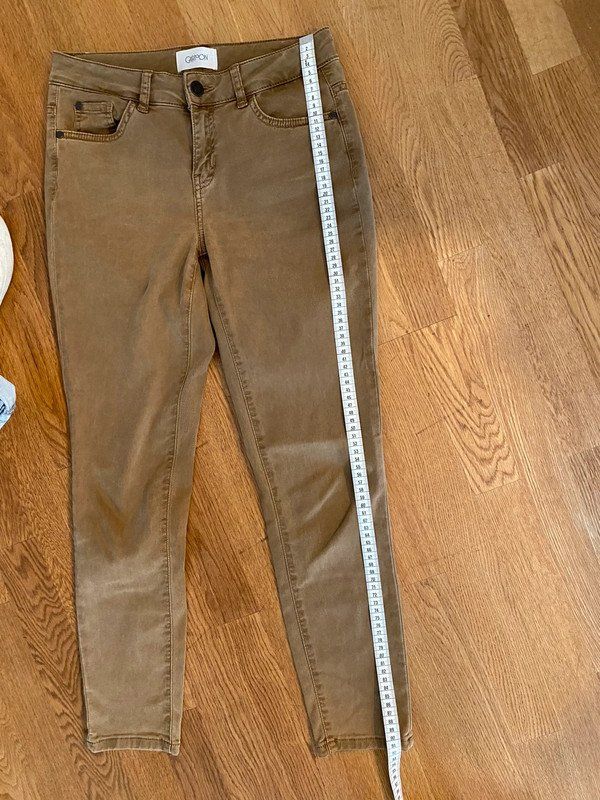 Jeans: Jeans von Cartoon, Gr. 36 – Usato da Basel venduto da Luzora 6