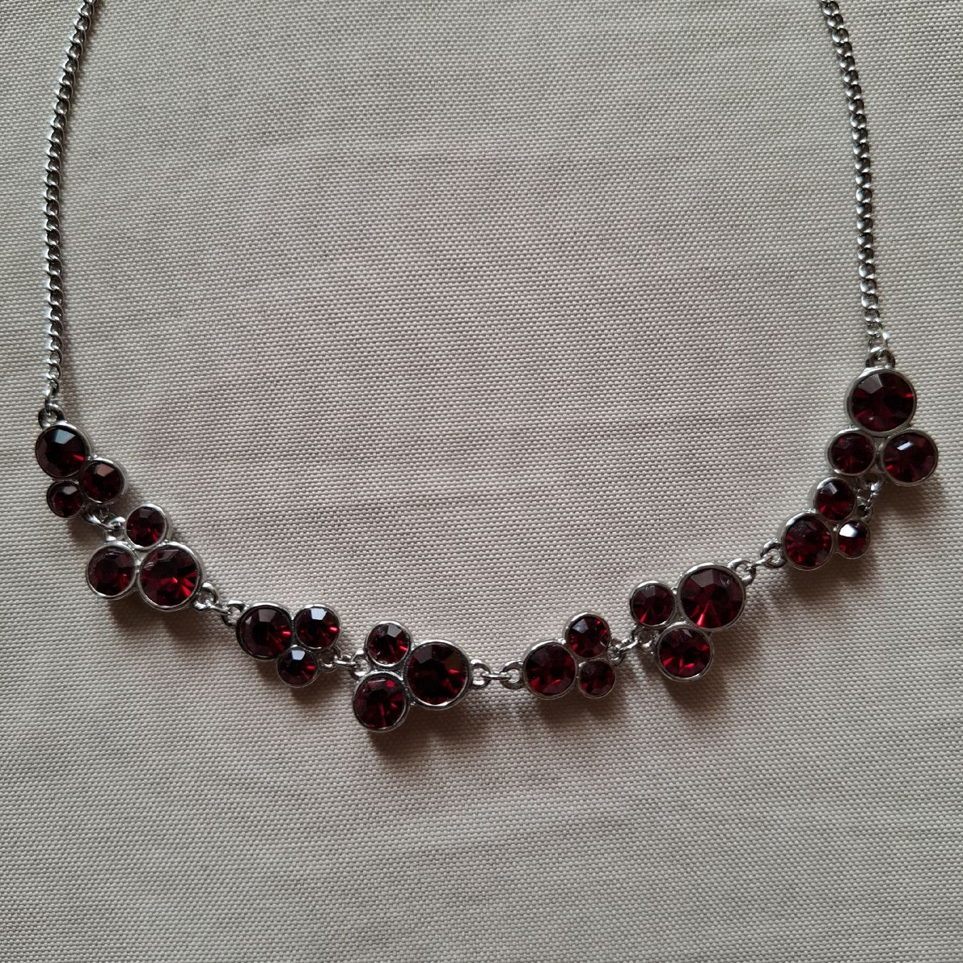 Catenine: Collier mit roten Steinen – Usato da Dietikon venduto da Hirschkopf 1