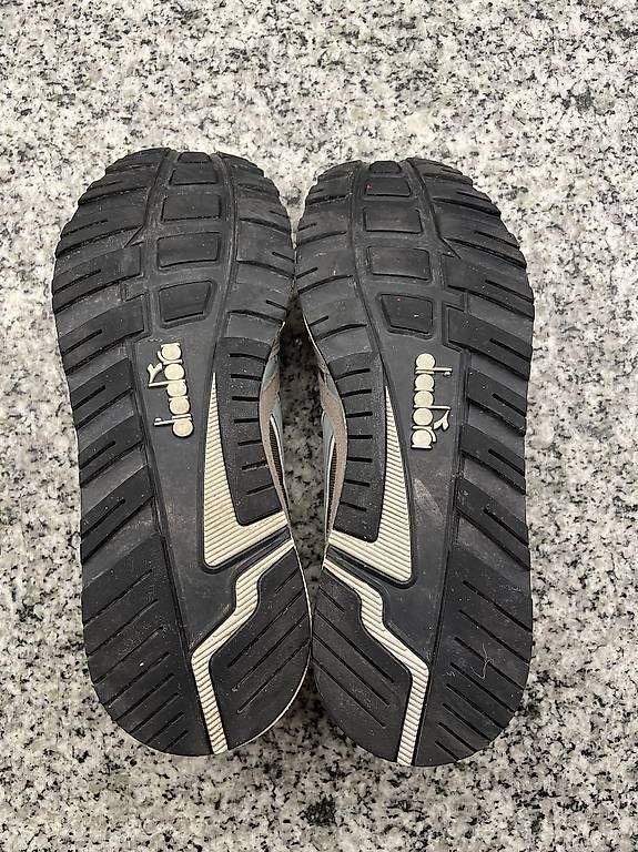 Scarpe da uomo: Diadora N9000 41 – Usato da Bern venduto da mia_8nfn 2