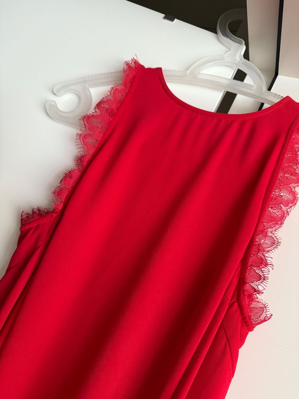 H&M Vestiti: rotes Kleid – Usato da Richterswil venduto da KAYLEIGH_77 5