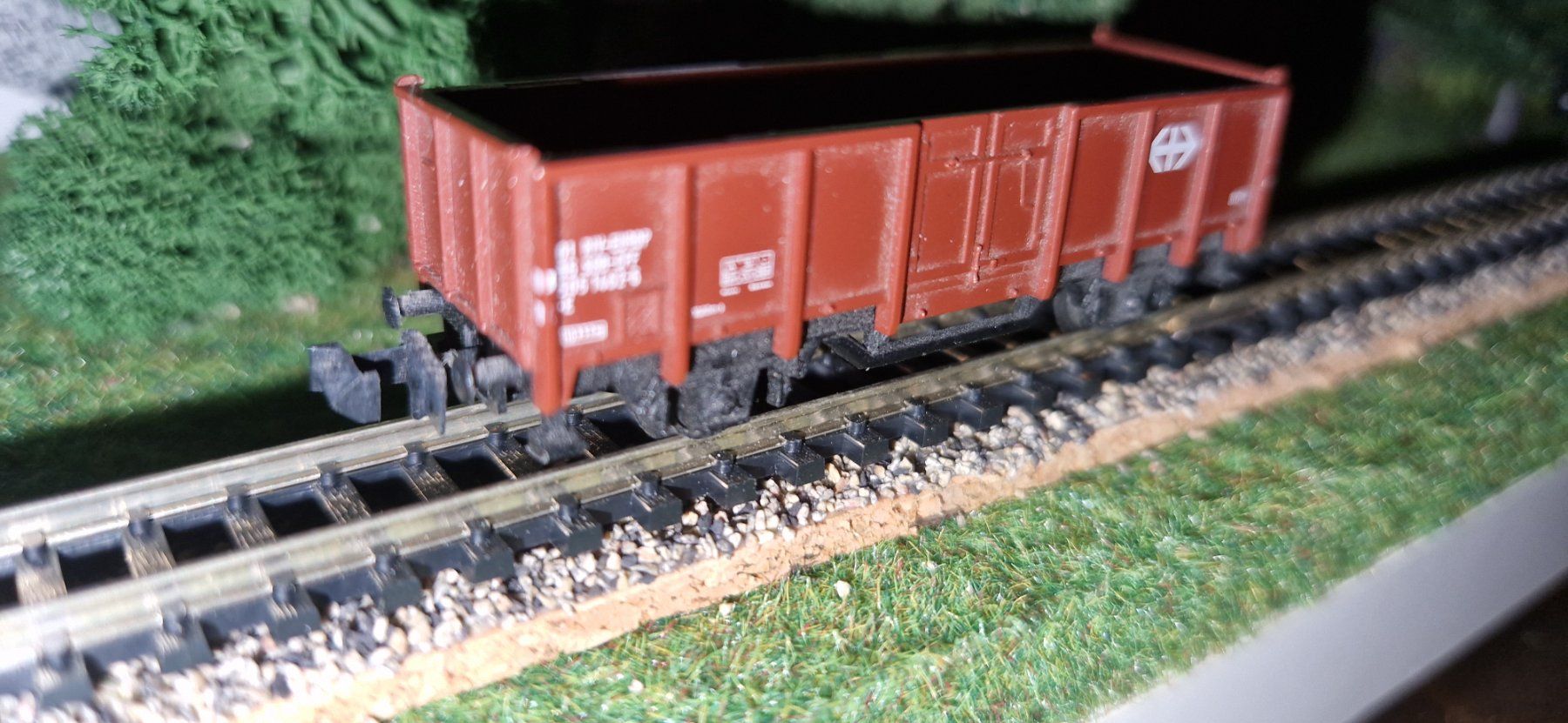 Modellini di ferrovie: SBB Güterwaggon ohne Kohle Spur N Arnold? – Usato da Unterengstringen venduto da Kab81