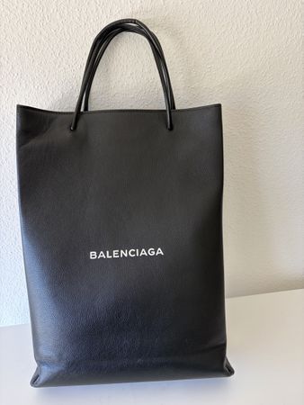 BALENCIAGA Everyday Tote Large 