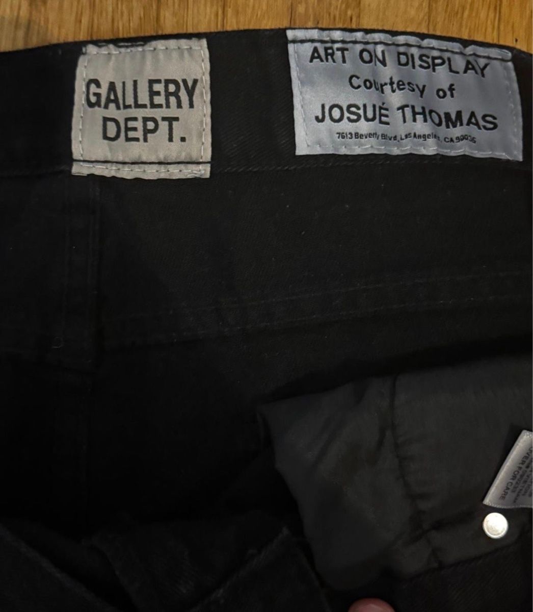 Gallery Dept. Jeans: Gallery Dept flared Jeans XL – Nuovo e nell'imballaggio originale da Hergiswil NW venduto da cz51wrm 1