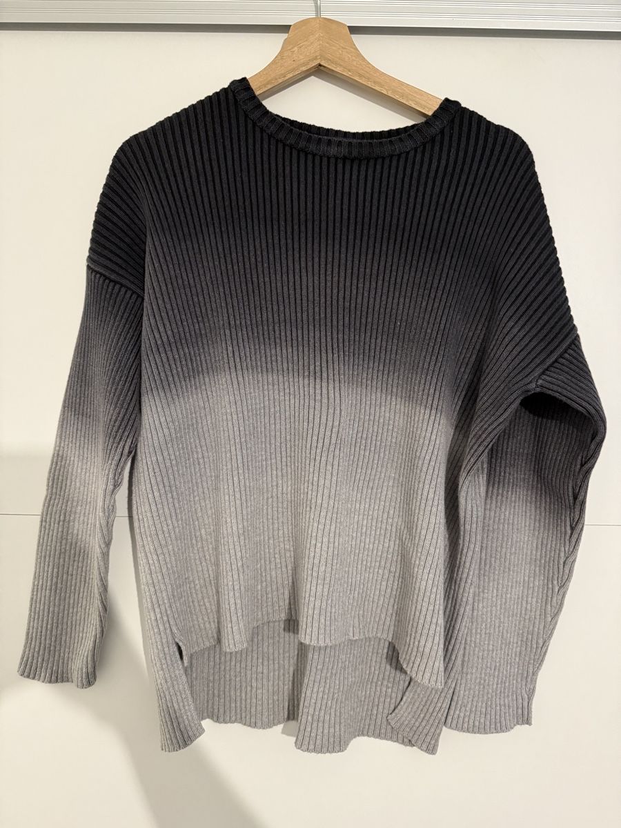 Maglioni & Felpe: Stylischer Damenpullover mit Farbverlauf Grösse M – Usato da Rebstein venduto da Tuerkii