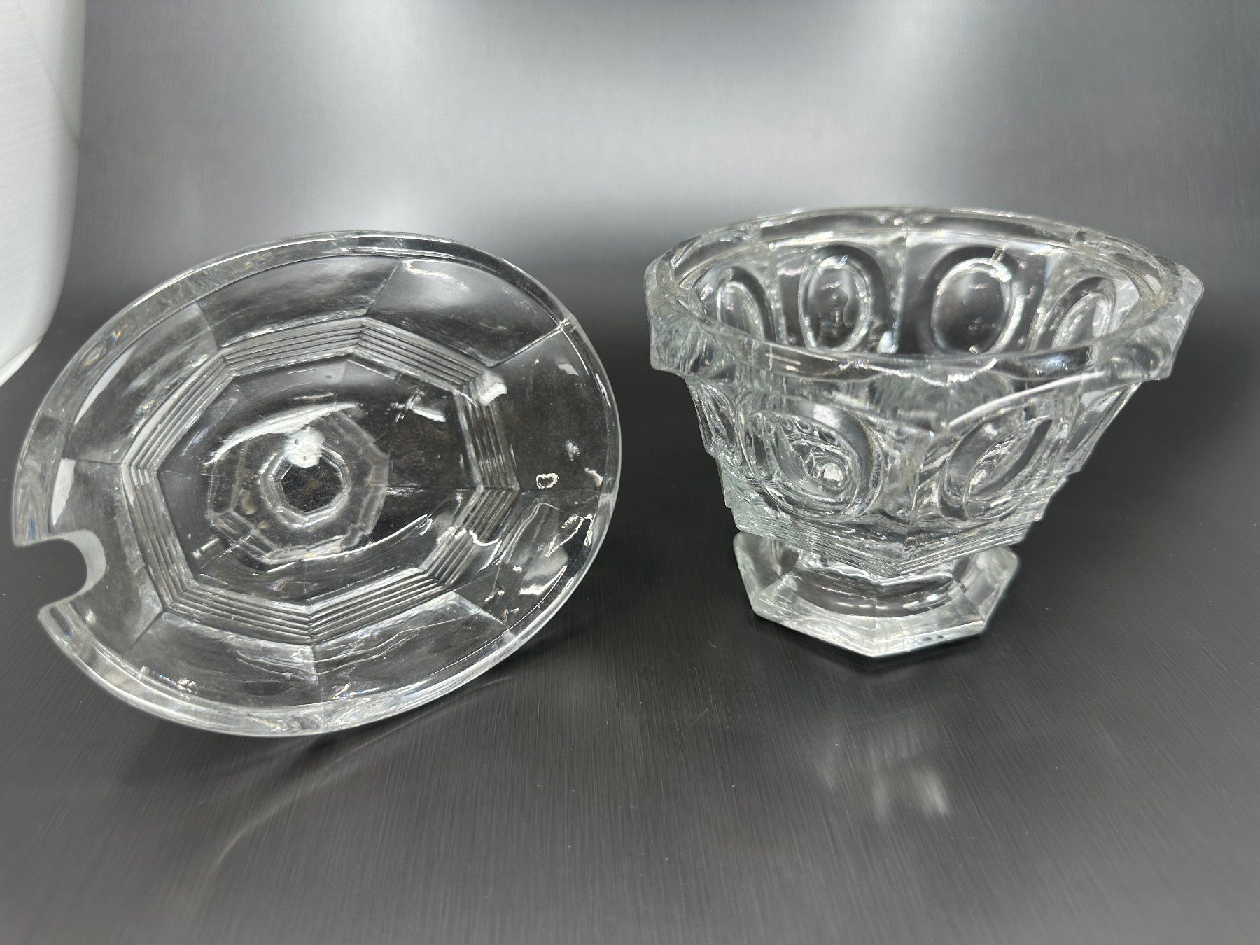 Ciotole: Glasschale mit Deckel, Oval,  Scheint älter zu sein, teile g – Usato da Arisdorf venduto da Liquidus 3