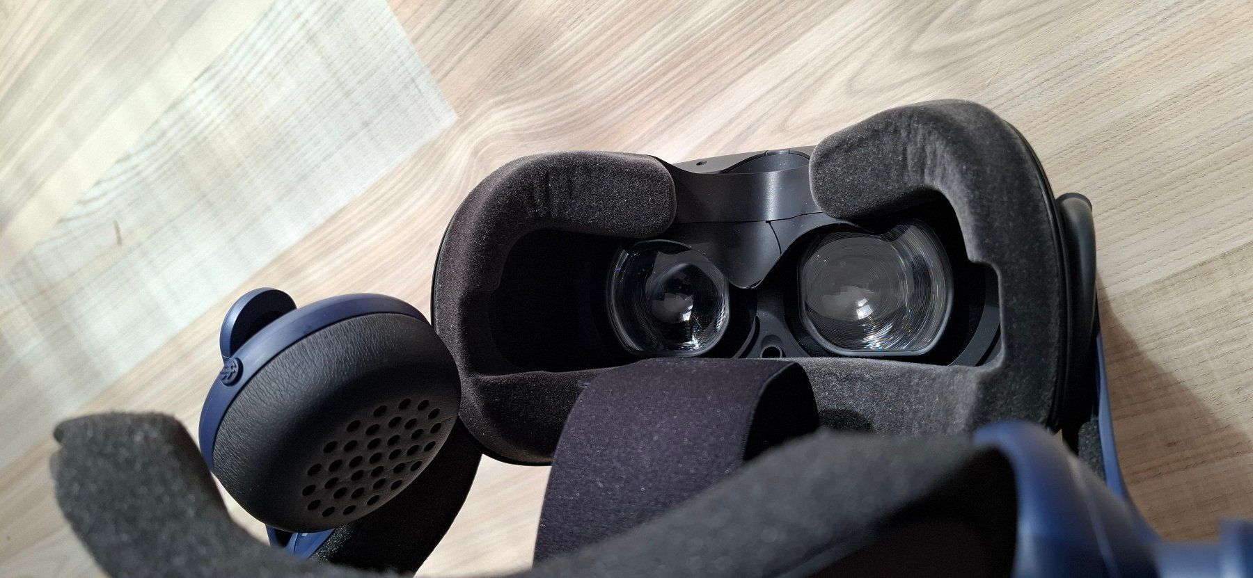 HTC Casque VR: HTC VIVE Pro 2 VR-Set + 2 Controller + 2 Base Stations – D'occasion à Rickenbach SO par erni.david 2